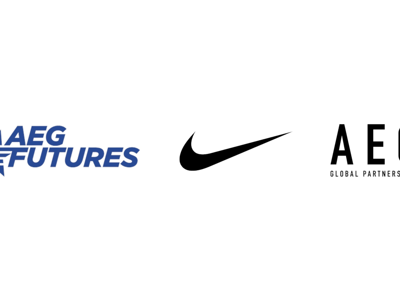 Nike top aeroswift logo